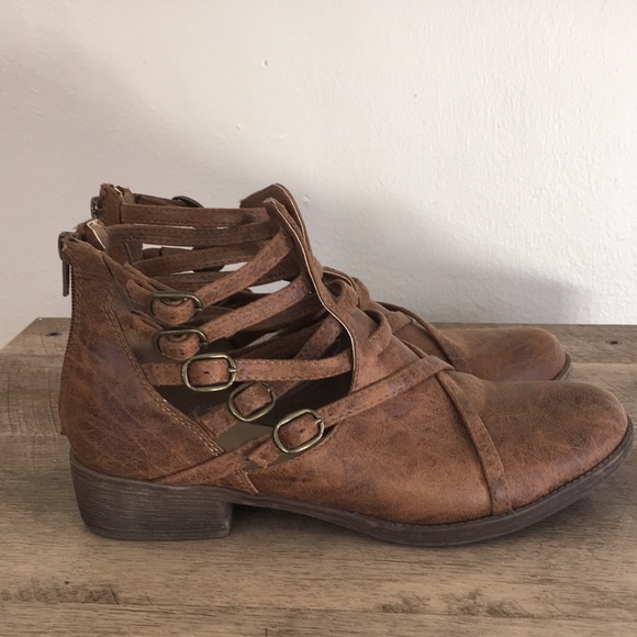 JustFab Shoes - JustFab ankle boots Sz 7.5